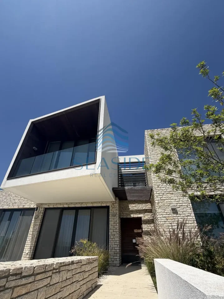 3-bedroom villa for rent 248 m² in Paphos, Tsada