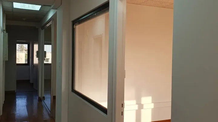 Office 150 m² for rent in Nicosia, Strovolos - Dasoupolis