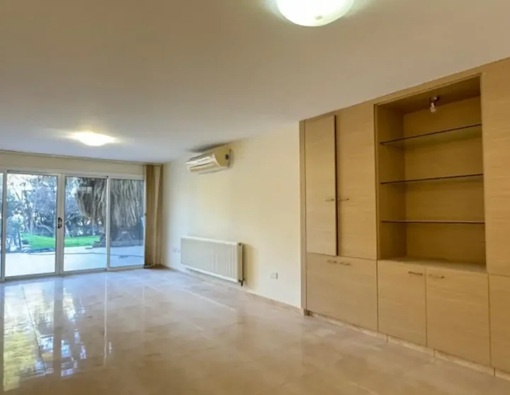 Detached house for rent 600 m² in Limassol, Pyrgos Lemesou