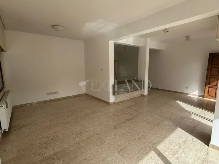 Semi-detached house for rent 200 m² in Limassol, Limassol - Agios Georgios