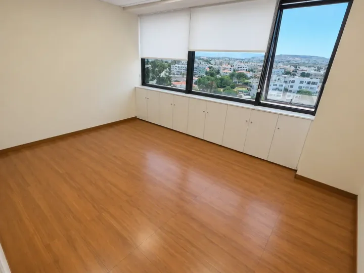 Office 460 m² for rent in Paphos, Paphos - Agios Theodoros