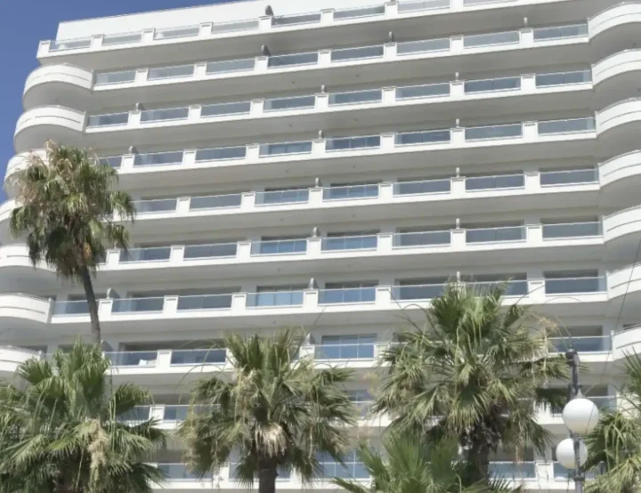 2-bedroom apartments for rent 85 m² in Larnaca, Larnaka - Finikoudes