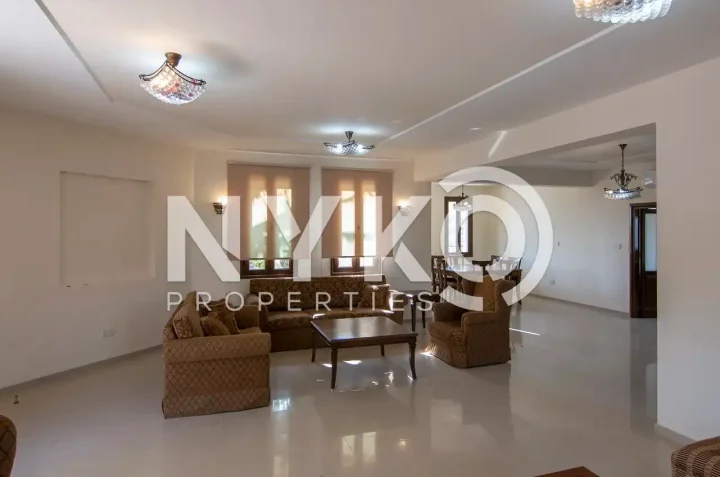 5-bedroom detached house for rent 440 m² in Limassol, Parekklisia