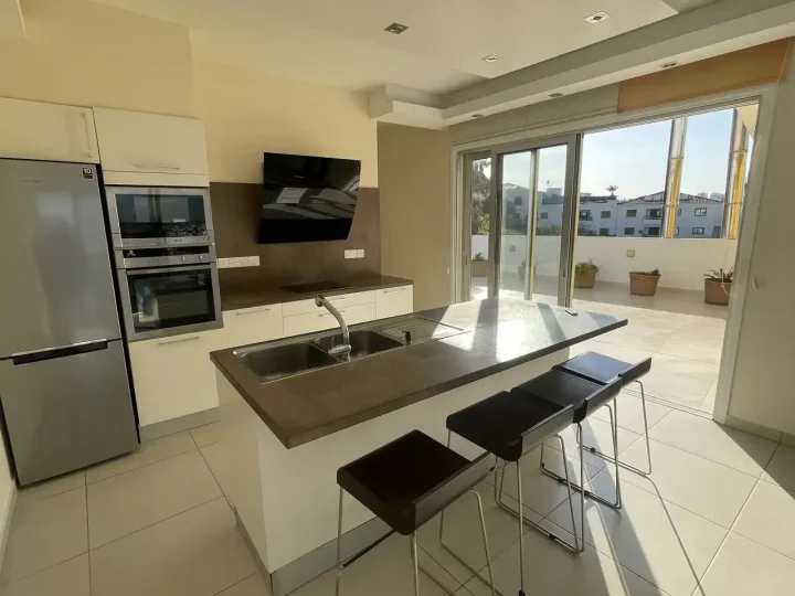 2-bedroom apartments for rent 120 m² in Nicosia, Aglantzia