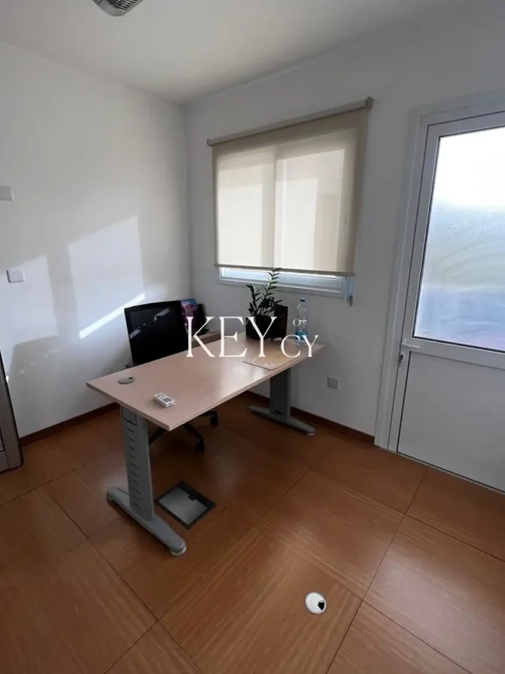 Офис 115 м² в аренду в Limassol, Limassol - Agia Zoni