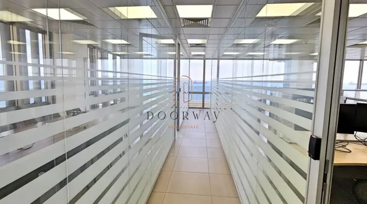 Office 460 m² for rent in Limassol, Germasogeia