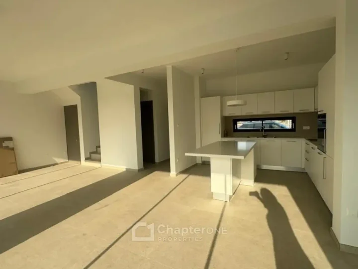 Semi-detached house for rent 150 m² in Nicosia, GSP Area