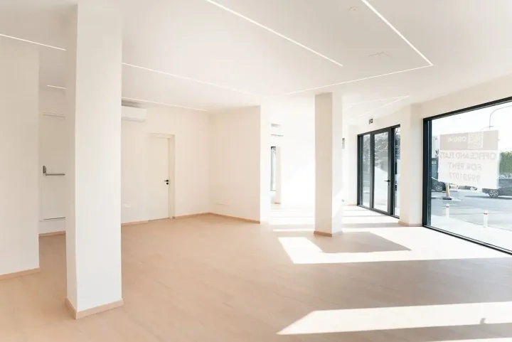 Office 200 m² for rent in Limassol, Limassol - Katholiki