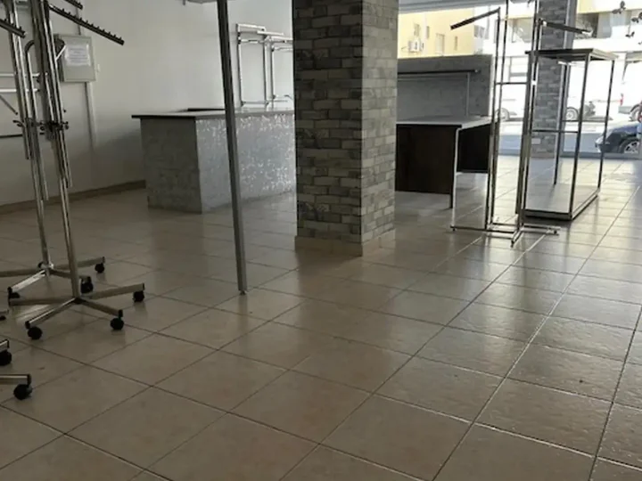 Commercial properties 360 m² for rent in Limassol, Kato Polemidia