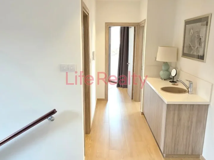 Detached house for rent 480 m² in Limassol, Apesia