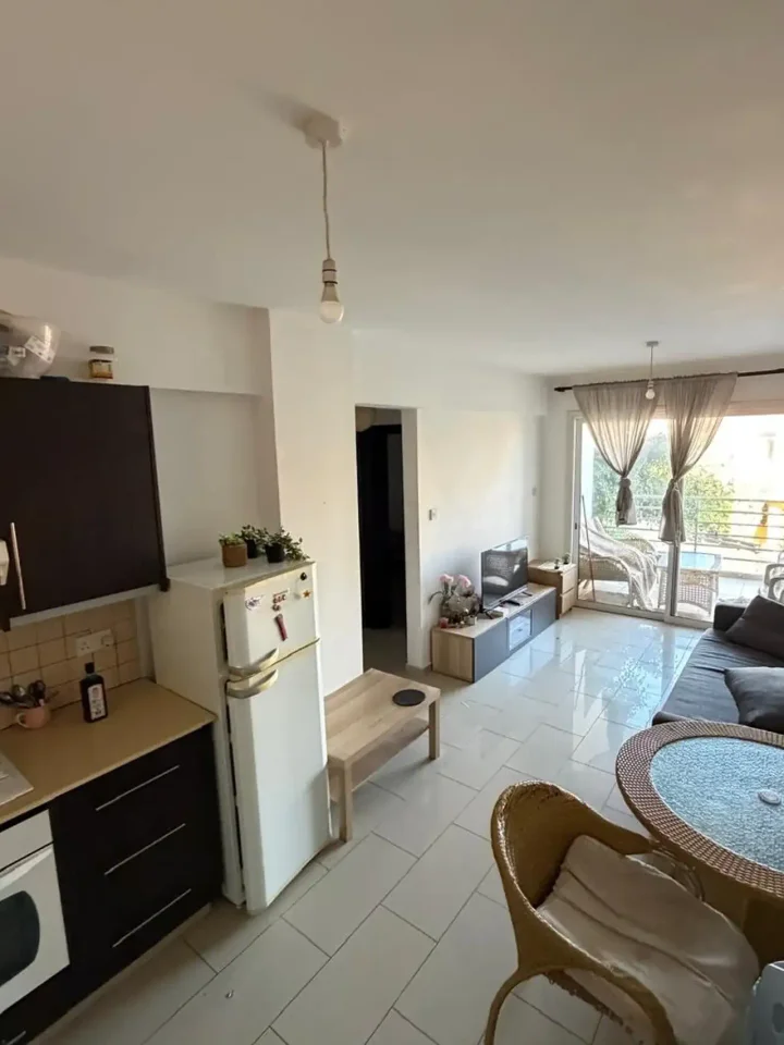 2-bedroom apartments for rent 85 m² in Larnaca, Larnaka - Finikoudes