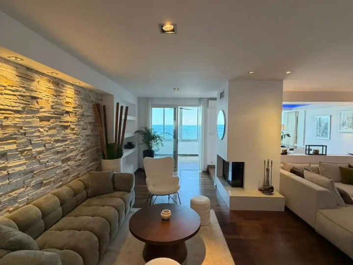2-bedroom penthouse for rent 170 m² in Limassol, Potamos Germasogeias