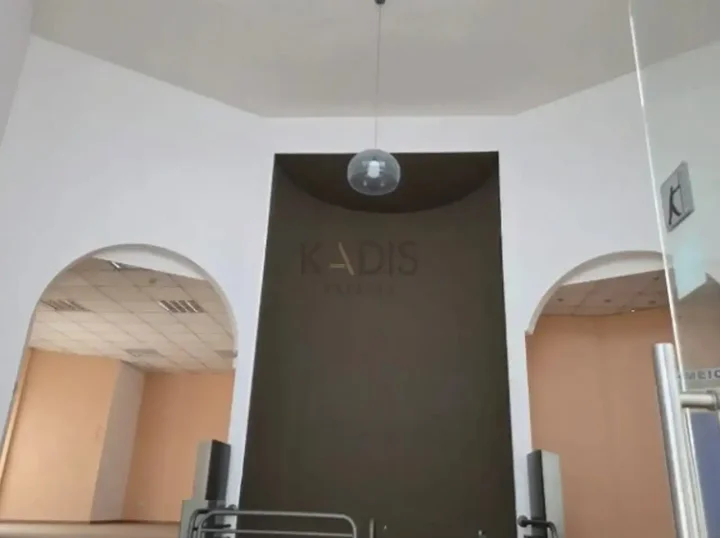 Γραφείο 525 μ² προς ενοικίαση στην τοποθεσία Limassol, Limassol - Agia Zoni