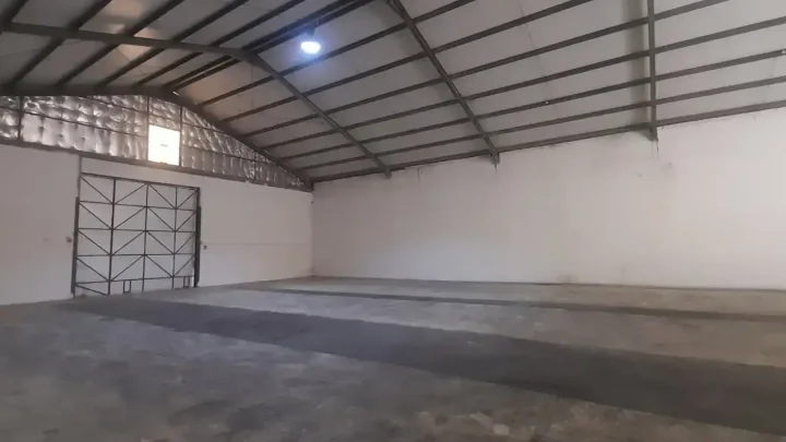 Warehouse 550 m² for rent in Nicosia, Palouriotissa