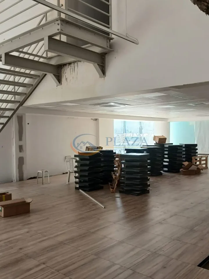 Office 680 m² for rent in Limassol, Limassol - Agia Zoni