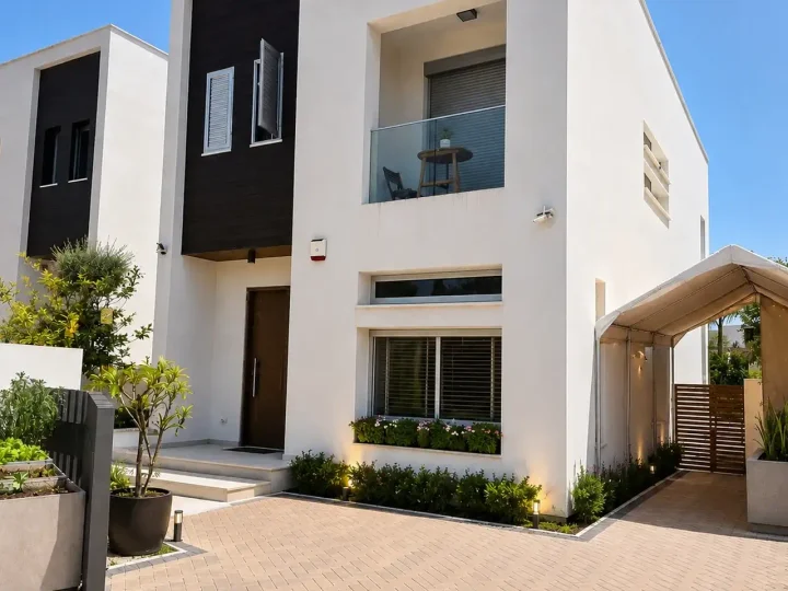 Villa for rent 220 m² in Paphos, Konia