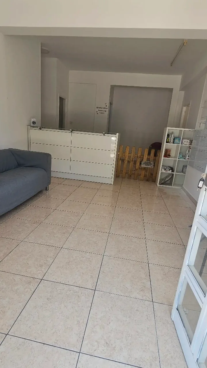Trading area 90 m² for rent in Limassol, Erimi
