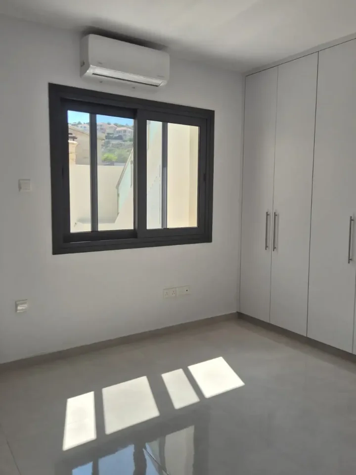 Двухквартирный дом в аренду 130 м² в Limassol, Agios Tychon