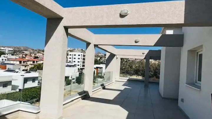 3-bedroom penthouse for rent 160 m² in Limassol, Agios Athanasios