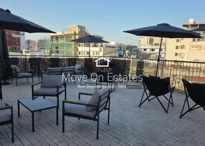 Office 23 m² for rent in Larnaca, Larnaka - Skala