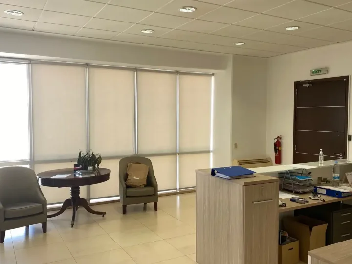 Office 425 m² for rent in Nicosia, Aglantzia