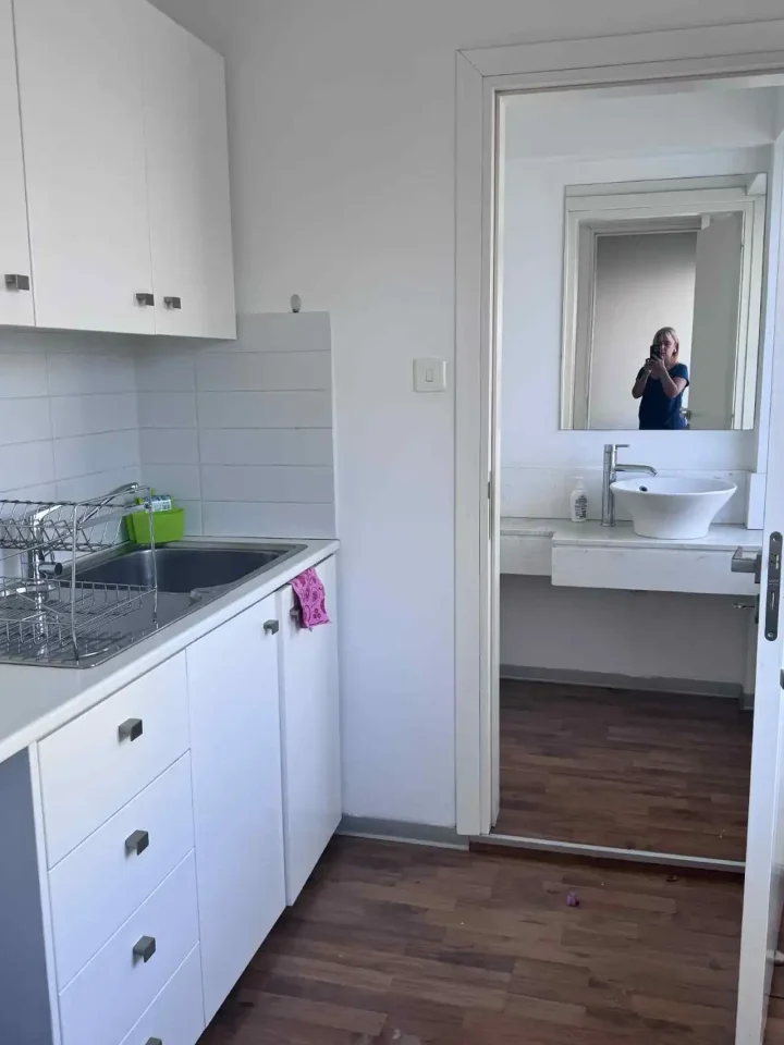 Office 216 m² for rent in Limassol, Limassol Marina