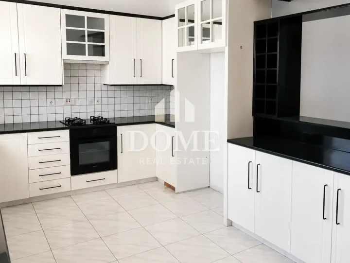 3-bedroom semi-detached house for rent 150 m² in Paphos, Koili