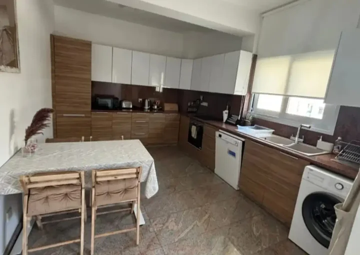 3-bedroom apartments for rent 142 m² in Limassol, Germasogeia Tourist Area