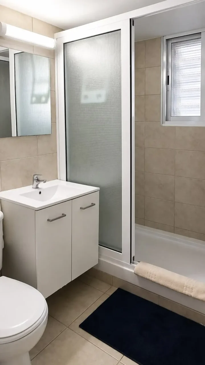 2-bedroom apartments for rent 75 m² in Limassol, Germasogeia Tourist Area