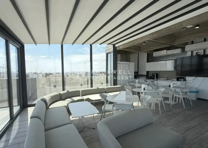 Commercial properties 1231 m² for rent in Limassol, Limassol - Zakaki
