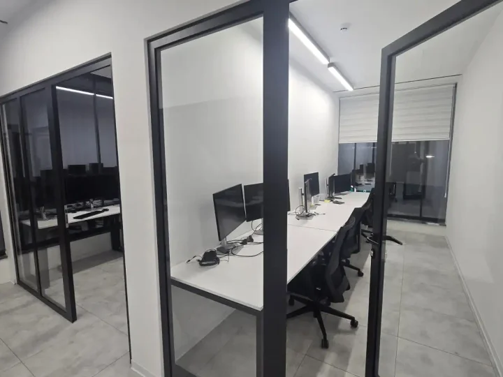 Office 500 m² for rent in Limassol, Limassol - Agios Nicolaos