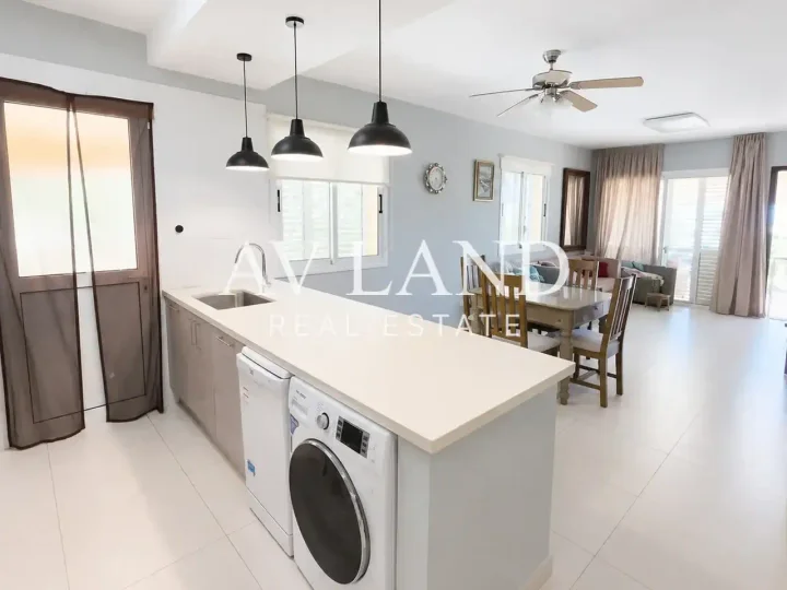3-bedroom detached house for rent 130 m² in Paphos, Chlorakas