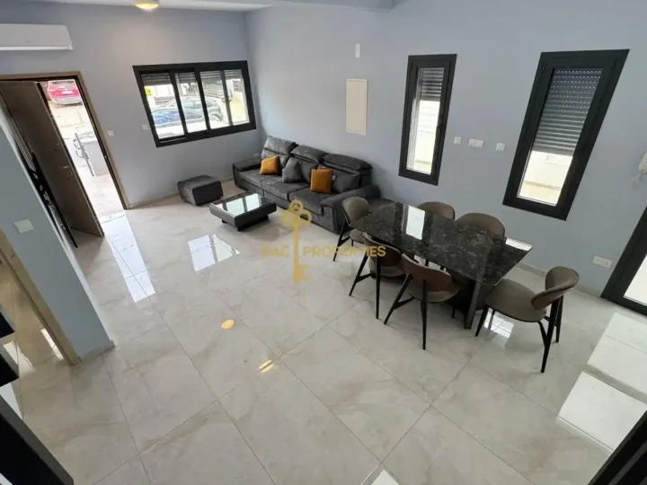 Penthouse for rent 100 m² in Limassol, Agios Athanasios