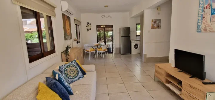 2-bedroom semi-detached house for rent 90 m² in Larnaca, Oroklini Tourist Area