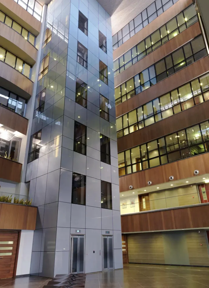 Office 583 m² for rent in Limassol, Limassol - Omonia