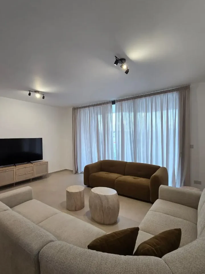 3-bedroom apartments for rent 112 m² in Limassol, Limassol - Omonia
