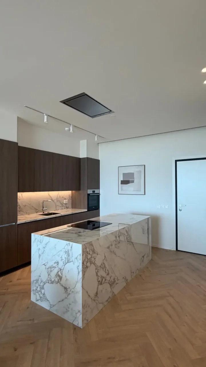 2-bedroom apartments for rent 110 m² in Limassol, Mouttagiaka Tourist Area