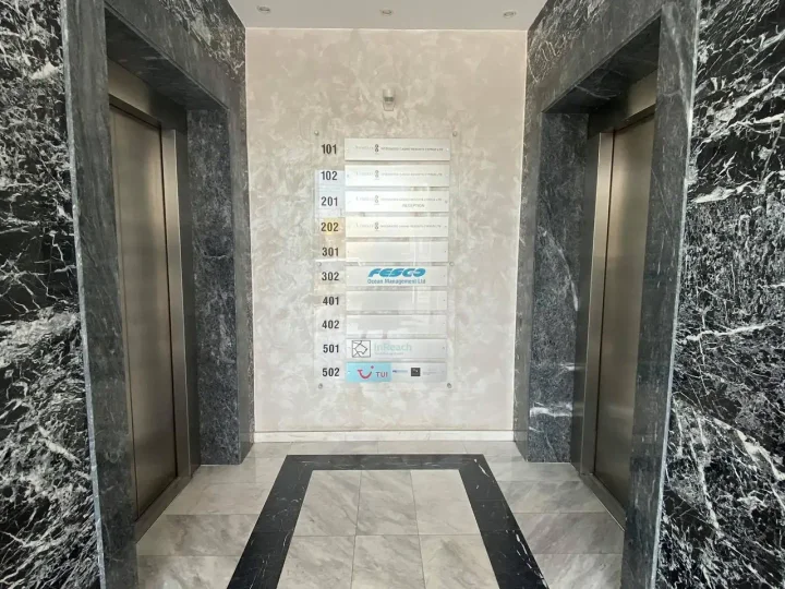 Office 500 m² for rent in Limassol, Limassol - Omonia