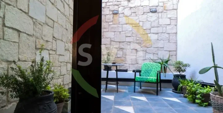 Office 220 m² for rent in Limassol, Limassol - Katholiki