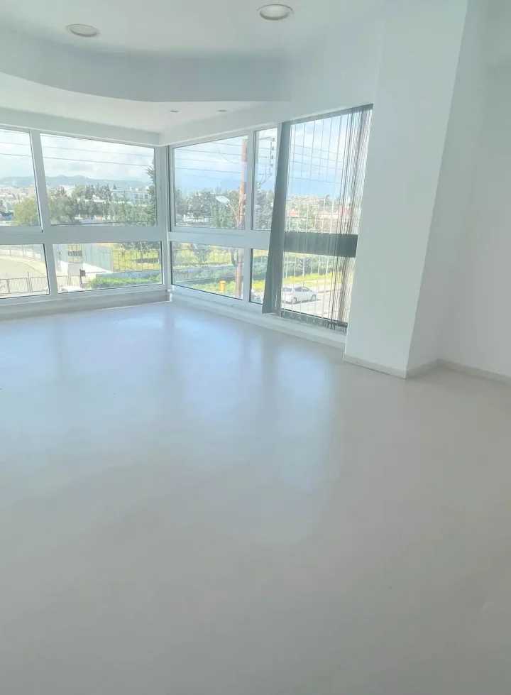 Office 500 m² for rent in Limassol, Limassol - Linopetra
