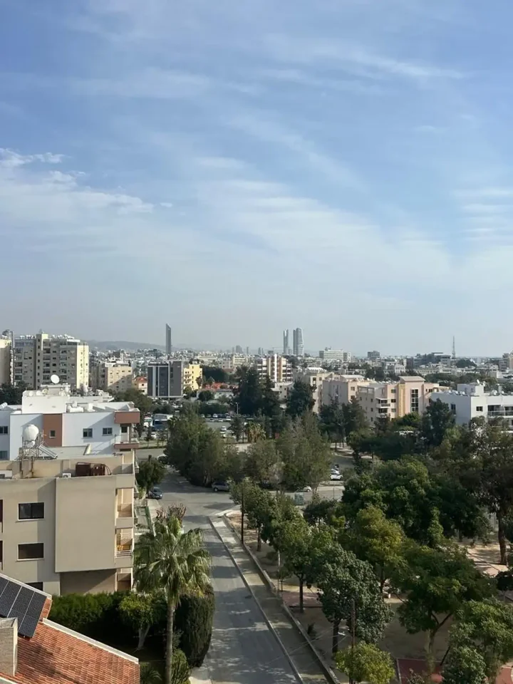Apartments for rent 150 m² in Limassol, Limassol - Katholiki