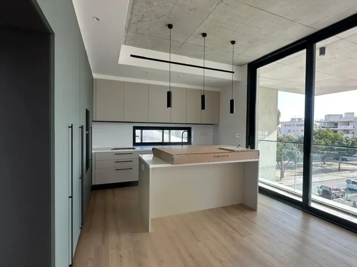 Apartments for rent 150 m² in Limassol, Limassol - Katholiki