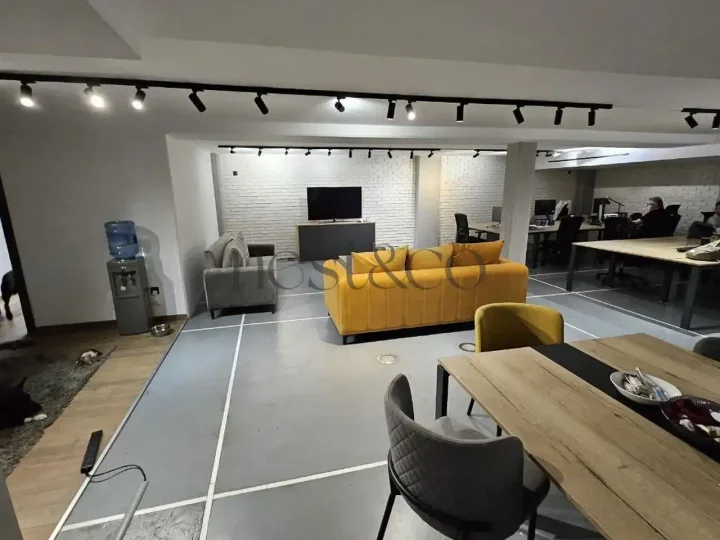 Office 340 m² for rent in Limassol, Limassol - Agios Nicolaos