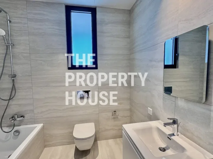 2-bedroom apartments for rent 100 m² in Limassol, Germasogeia Tourist Area