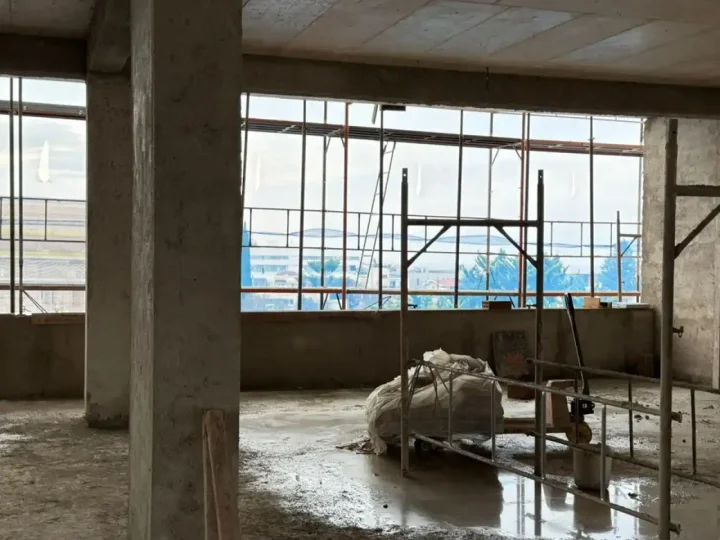 Office 200 m² for rent in Paphos, Paphos - Agios Theodoros