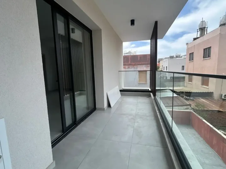 Studio for rent 50 m² in Limassol, Limassol - Zakaki