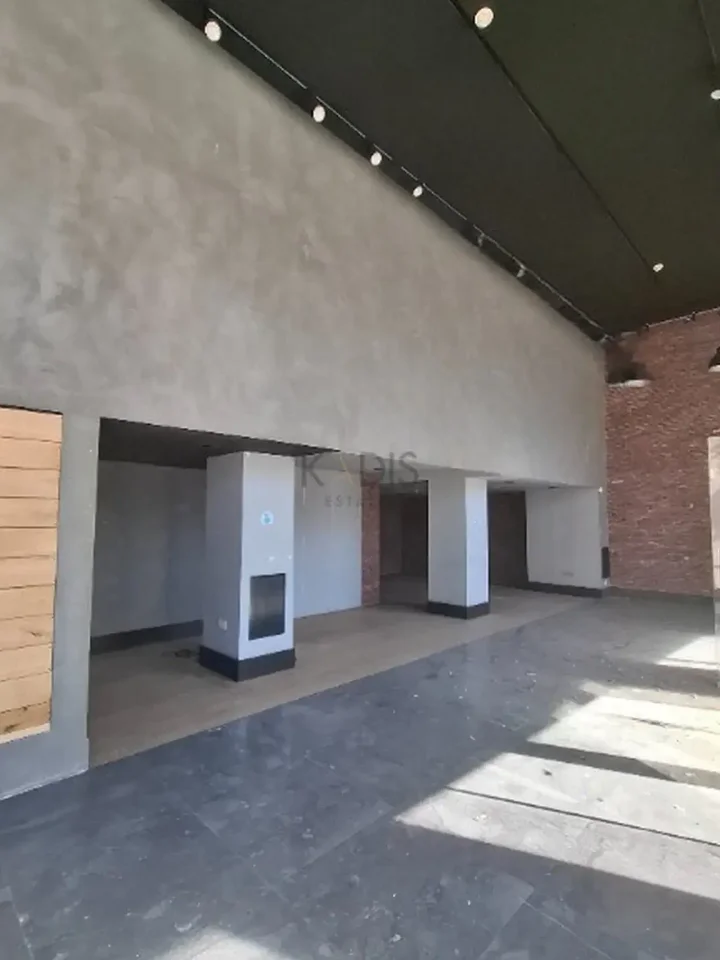Trading area 150 m² for rent in Nicosia, Nicosia - Ag. Antonios