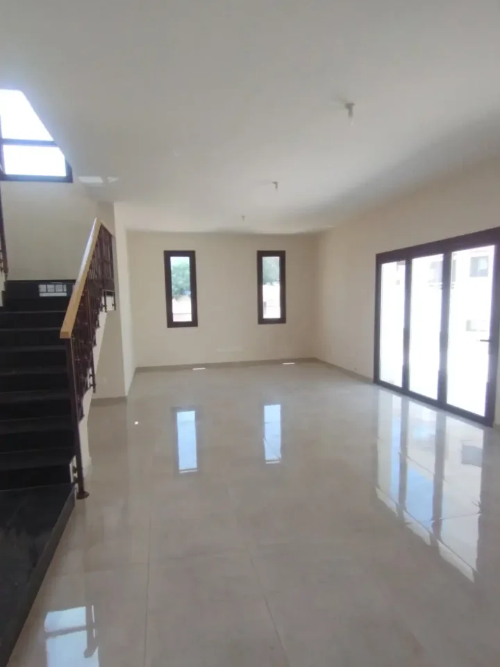 Μονοκατοικία προς ενοικίαση 250 μ² στην τοποθεσία Nicosia, Lakatameia - Archangelos-Anthoupoli