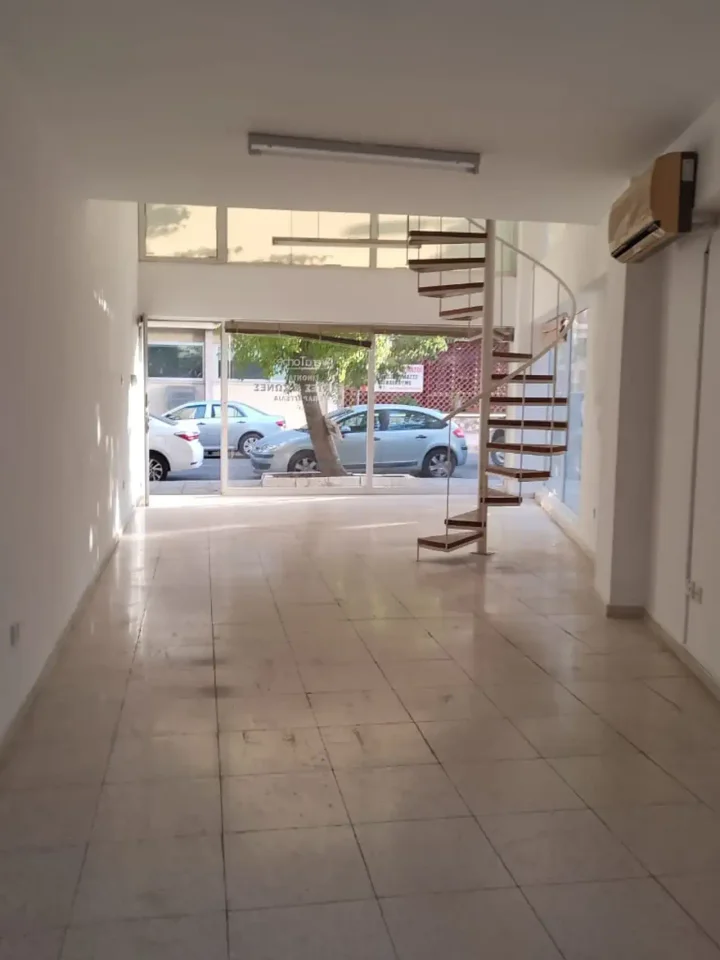 Trading area 100 m² for rent in Nicosia, Nicosia - Ag. Antonios