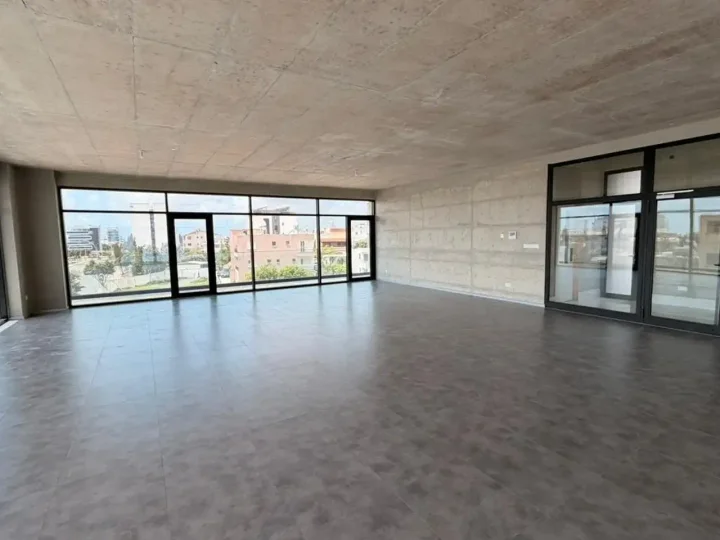 Офис 170 м² в аренду в Limassol, Limassol - Agia Fyla